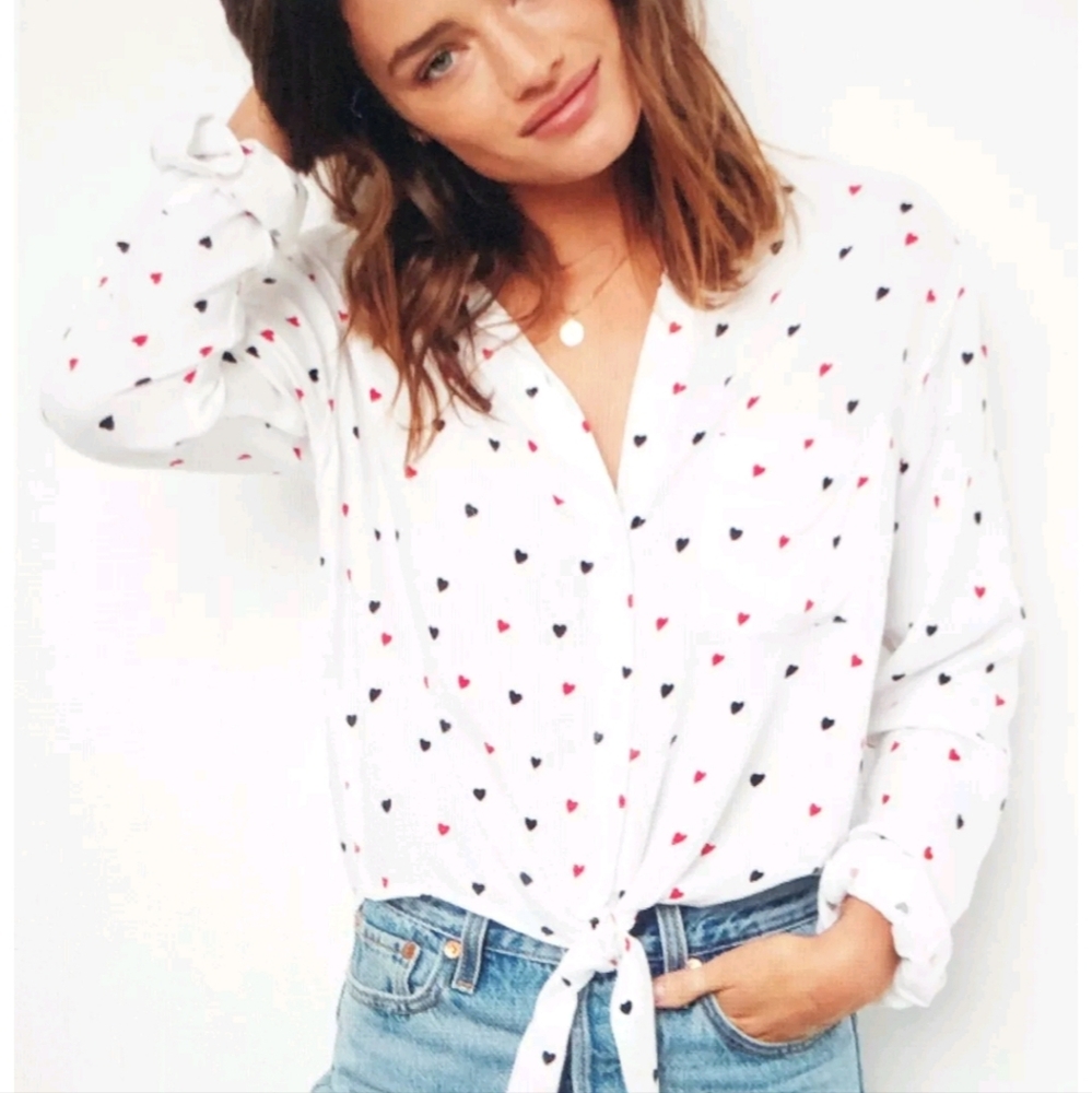 Rails "Val Crush" 100% Rayon Black And Red Heart Print Blouse - Picture 1 of 5